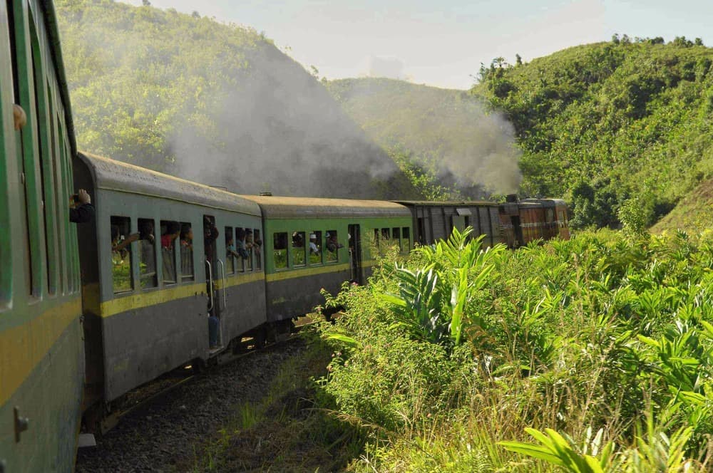 Voyager en train à Madagascar
